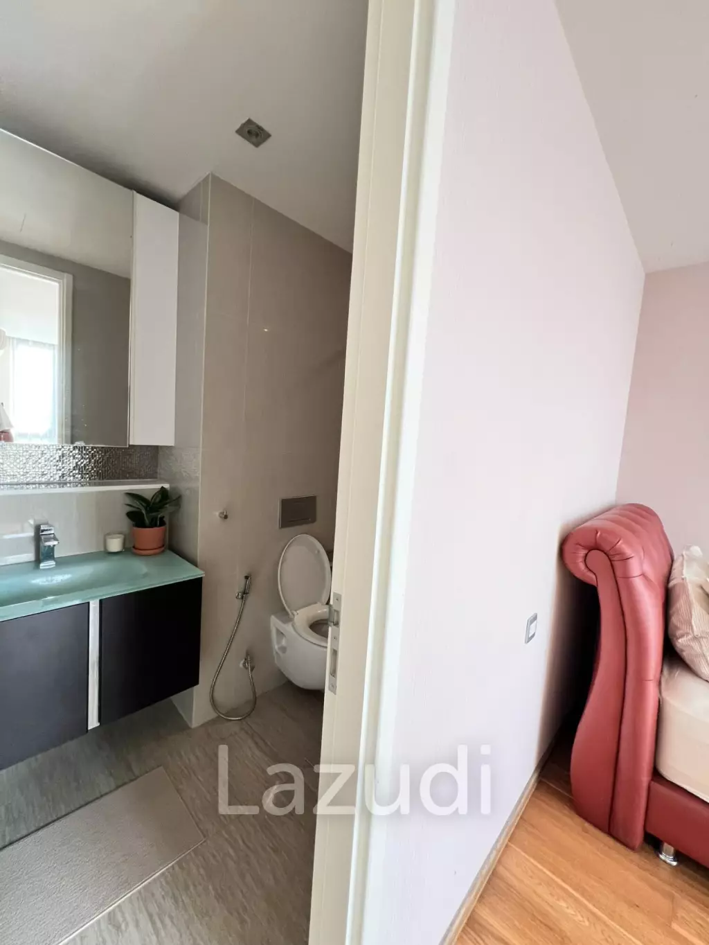 2 Bed 2 Bath 85 SQ.M H Sukhumvit 43