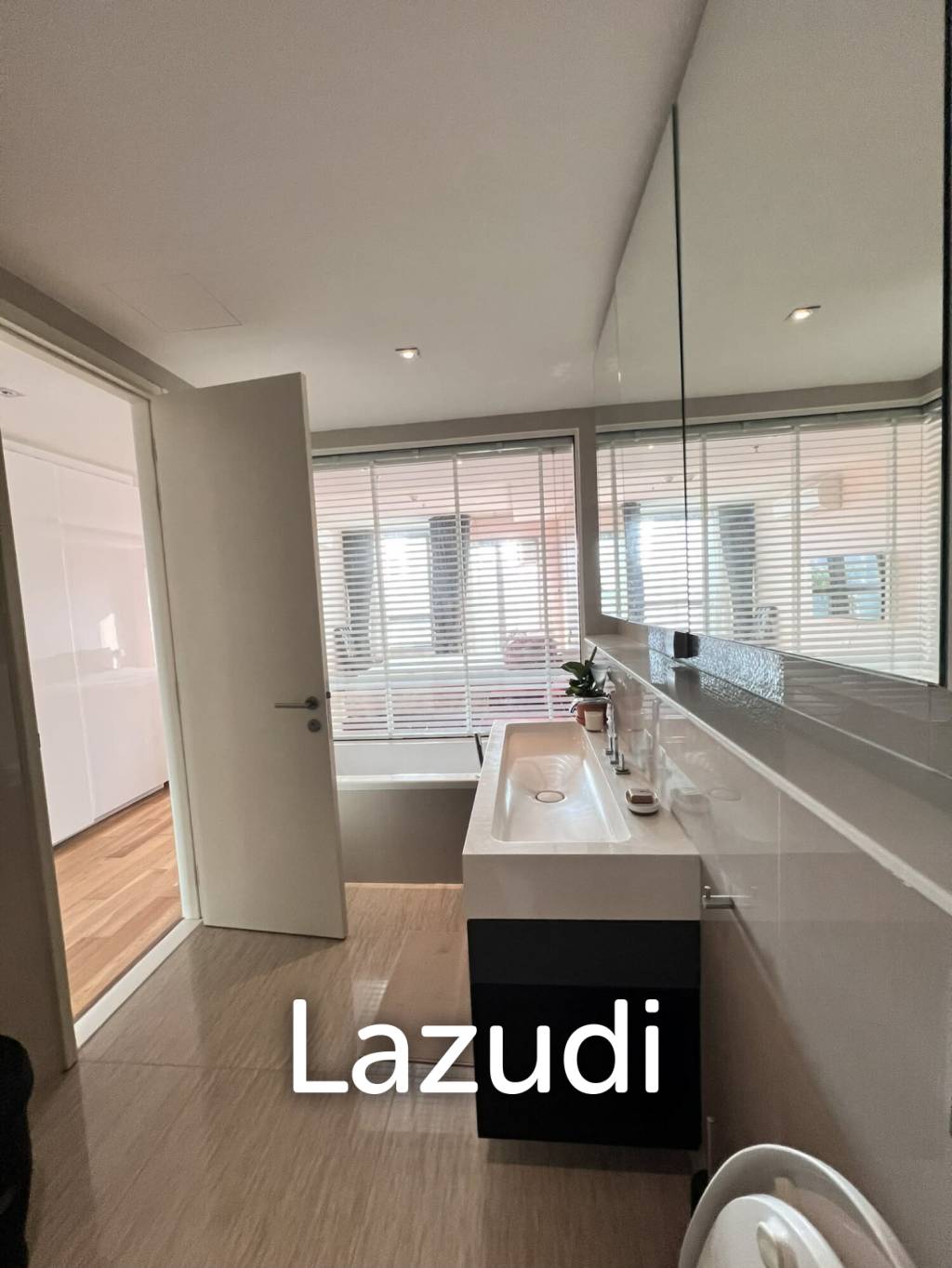 2 Bed 2 Bath 85 SQ.M H Sukhumvit 43