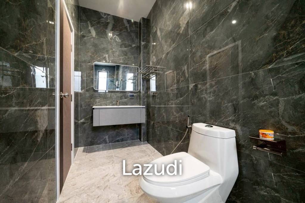 3 Bedroom 4 Bathroom 220 SQ.M. PCK Pool Villa