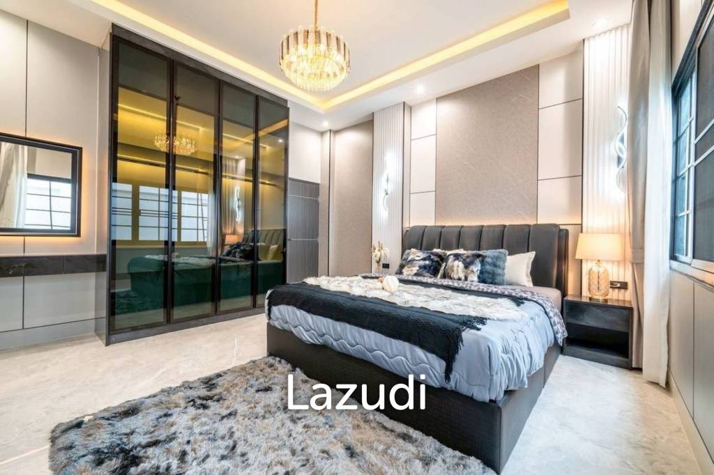 3 Bedroom 4 Bathroom 220 SQ.M. PCK Pool Villa