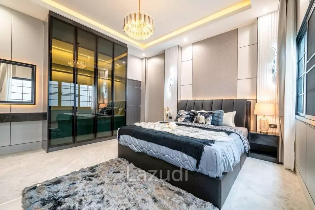 3 Bedroom 4 Bathroom 220 SQ.M. PCK Pool Villa