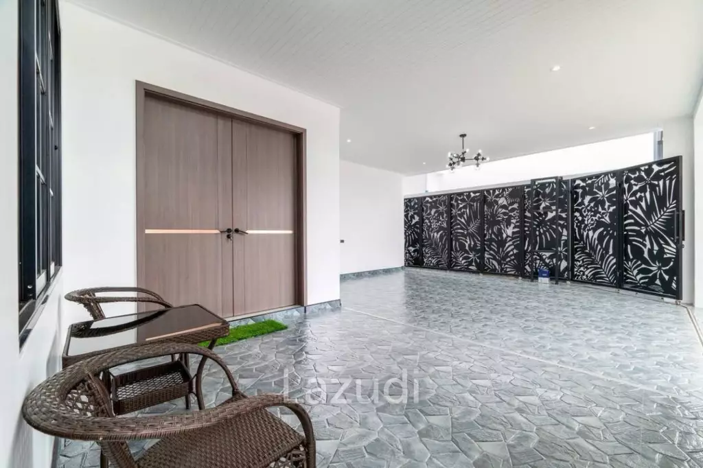 3 Bedroom 4 Bathroom 220 SQ.M. PCK Pool Villa