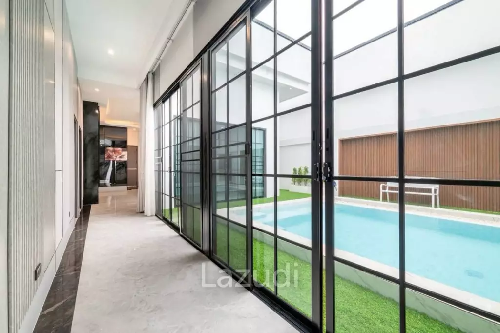 3 Bedroom 4 Bathroom 220 SQ.M. PCK Pool Villa
