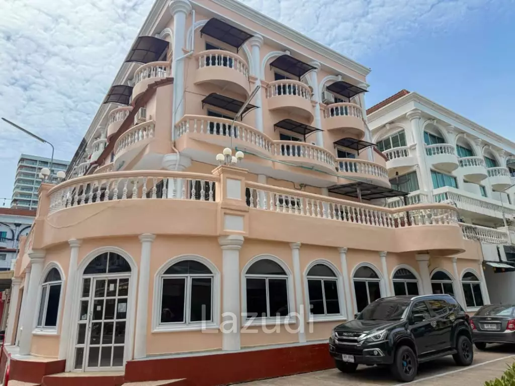 Prime 4-Story Commercial Building in Jomtien, Pattaya
