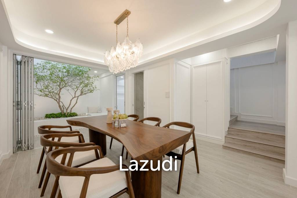 4 Bed 4 Bath Townhouse For Sale at Pridi 42