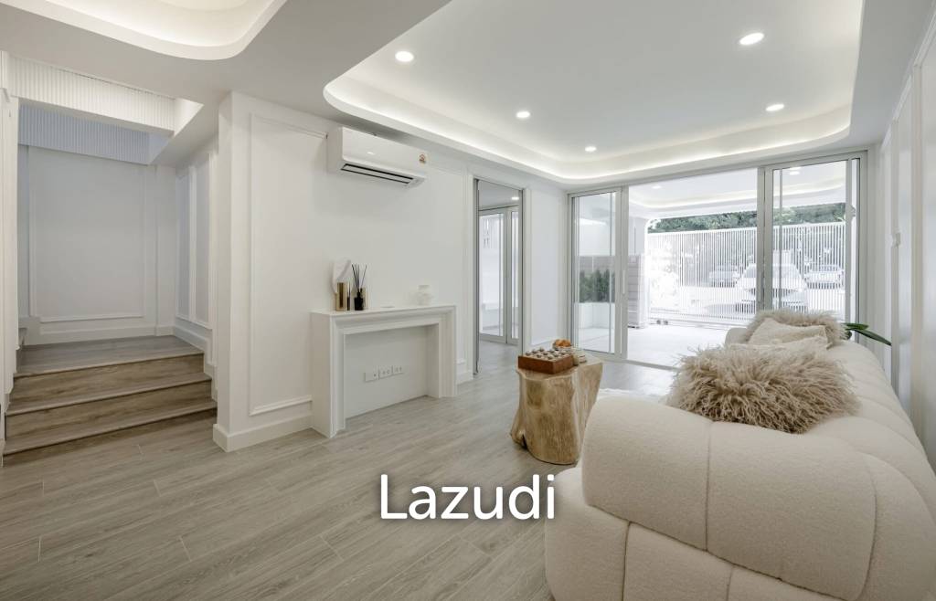 4 Bed 4 Bath Townhouse For Sale at Pridi 42