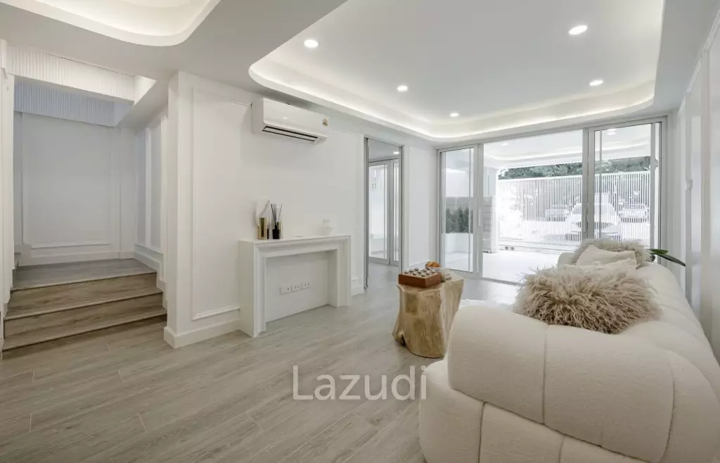 4 Bed 4 Bath Townhouse For Sale at Pridi 42