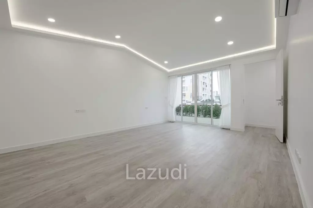4 Bed 4 Bath Townhouse For Sale at Pridi 42
