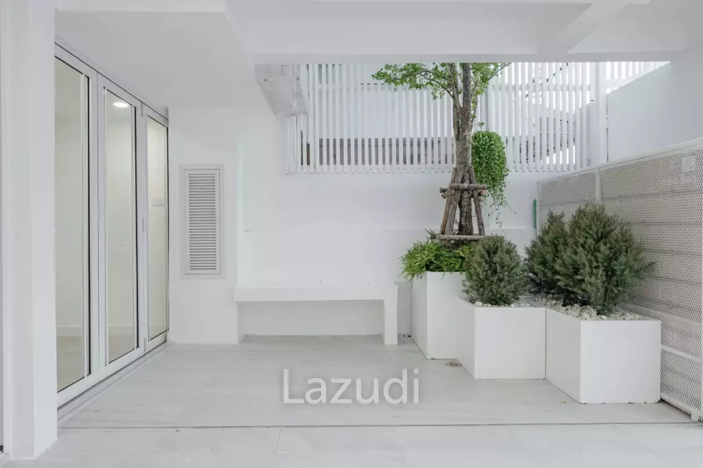 4 Bed 4 Bath Townhouse For Sale at Pridi 42