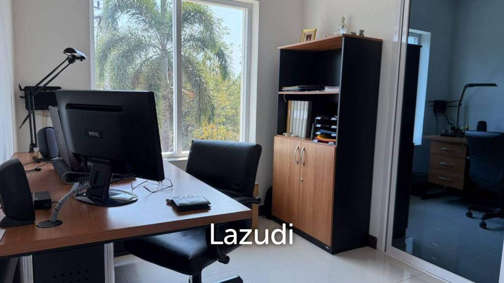 RESORT-STYLE PRIVATE POOL VILLA ON A SPACIOUS PLOT HUA HIN-CHA AM