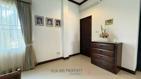 RESORT-STYLE PRIVATE POOL VILLA ON A SPACIOUS PLOT HUA HIN-CHA AM