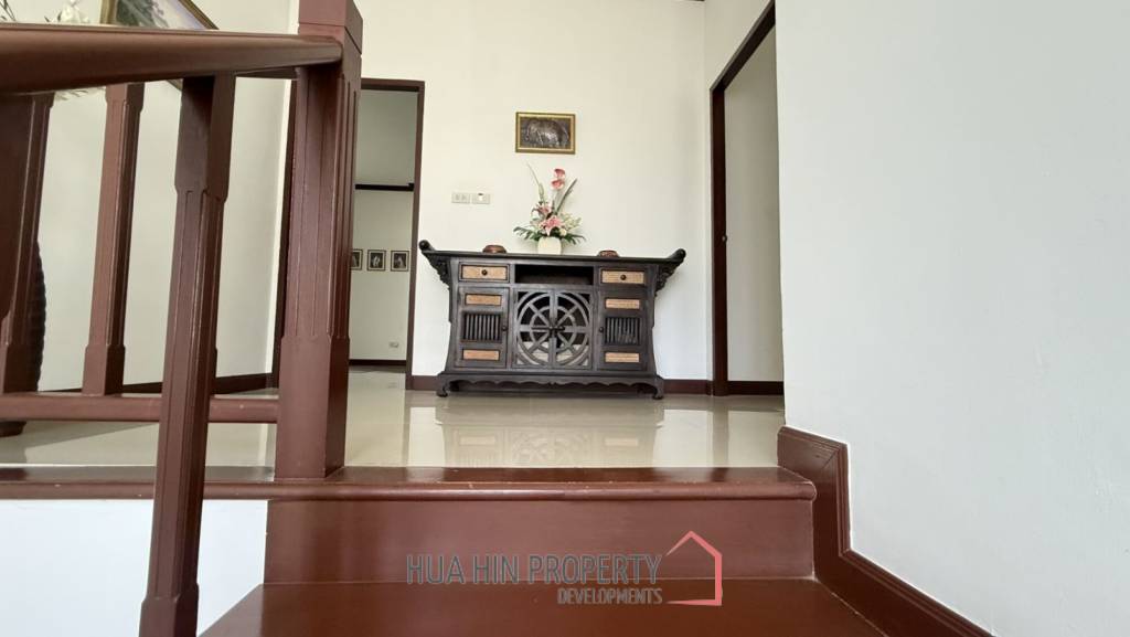 RESORT-STYLE PRIVATE POOL VILLA ON A SPACIOUS PLOT HUA HIN-CHA AM