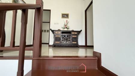 RESORT-STYLE PRIVATE POOL VILLA ON A SPACIOUS PLOT HUA HIN-CHA AM