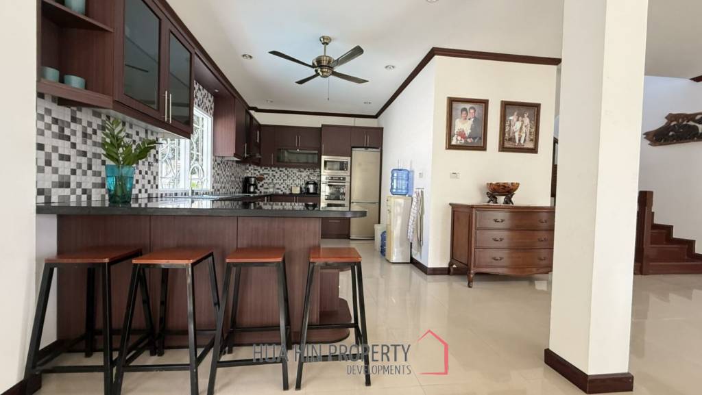 RESORT-STYLE PRIVATE POOL VILLA ON A SPACIOUS PLOT HUA HIN-CHA AM