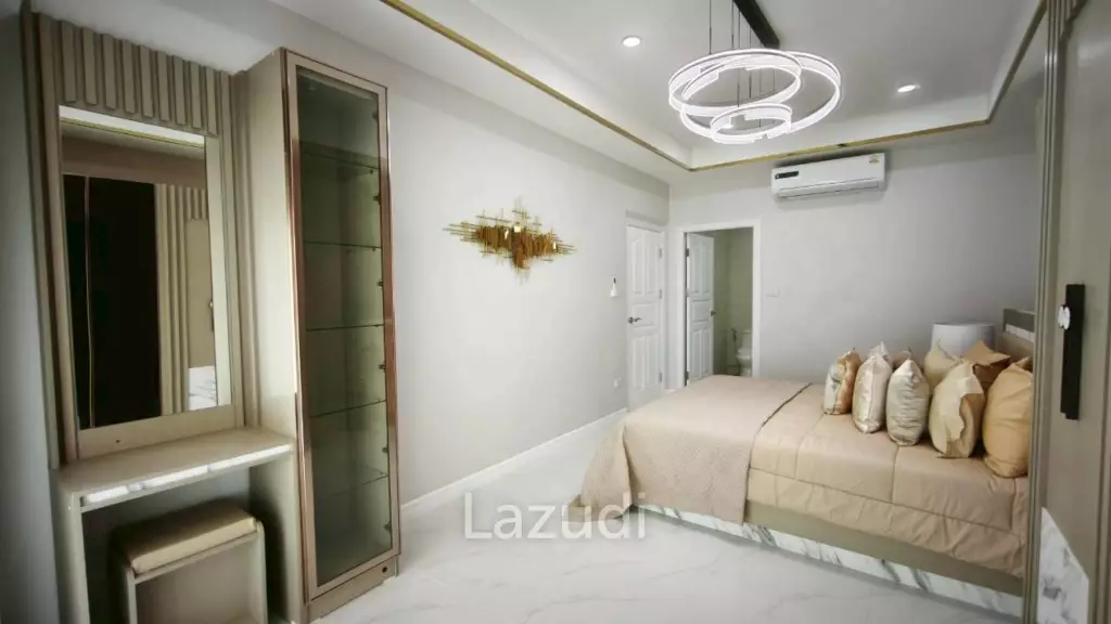 4 Bedroom 4 Bathroom 250 SQ.M. Pattaya Lagoon Resort