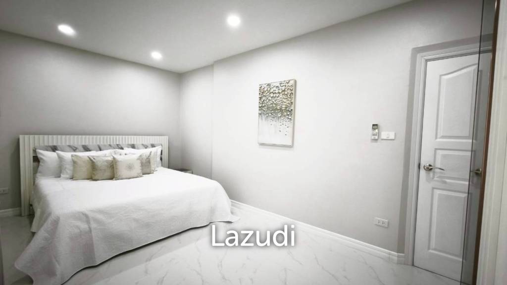 4 Bedroom 4 Bathroom 250 SQ.M. Pattaya Lagoon Resort