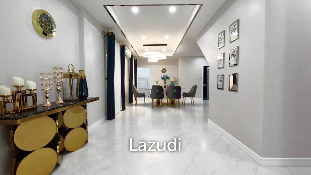 4 Bedroom 4 Bathroom 250 SQ.M. Pattaya Lagoon Resort