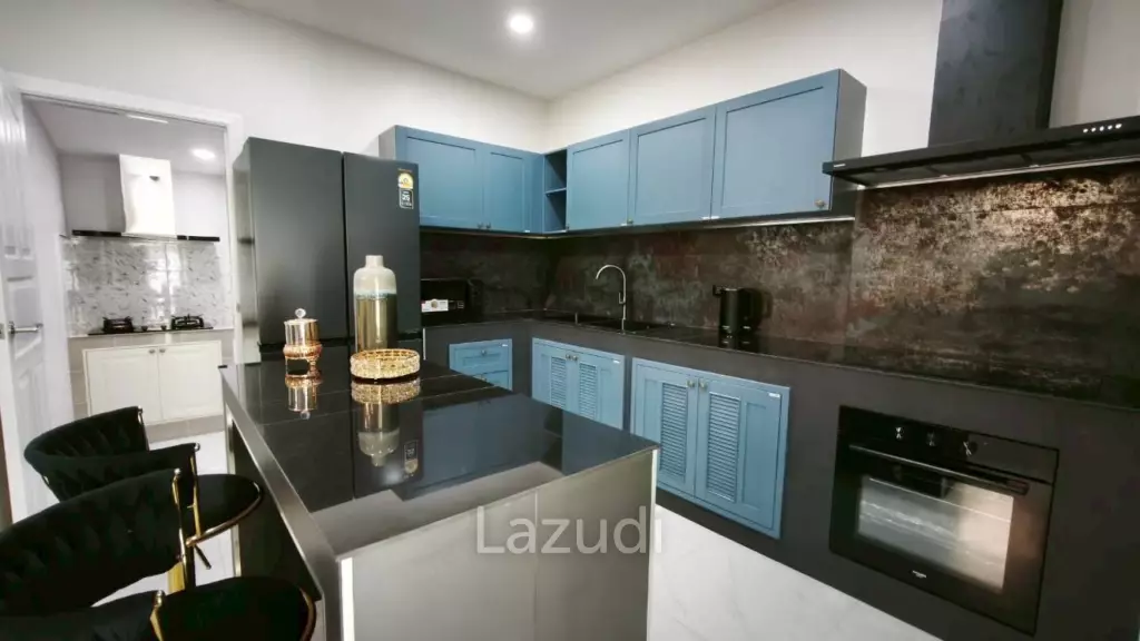 4 Bedroom 4 Bathroom 250 SQ.M. Pattaya Lagoon Resort
