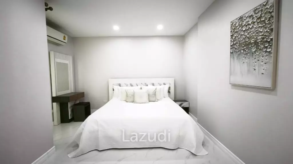 4 Bedroom 4 Bathroom 250 SQ.M. Pattaya Lagoon Resort