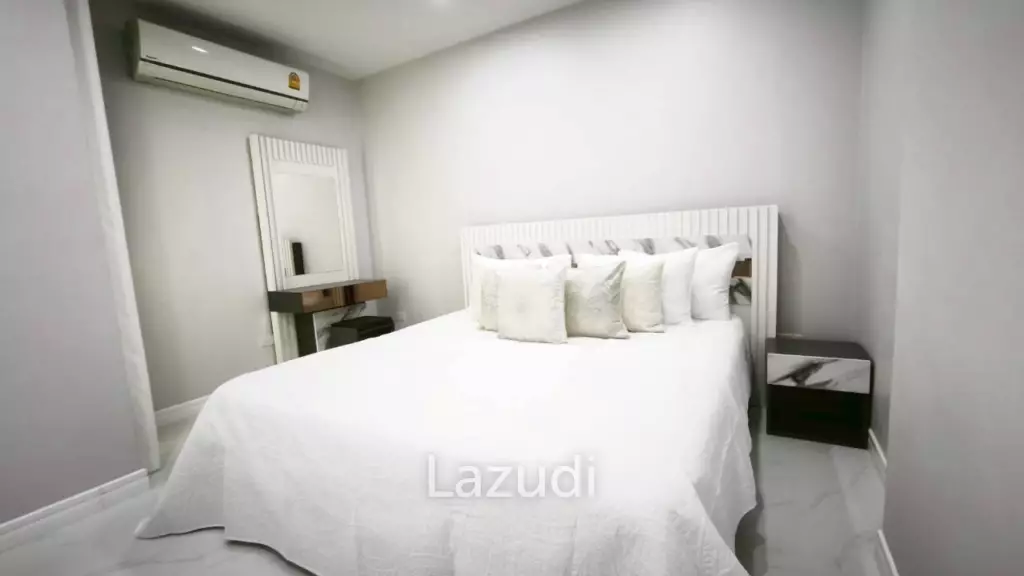 4 Bedroom 4 Bathroom 250 SQ.M. Pattaya Lagoon Resort