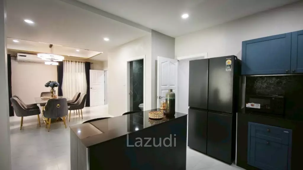 4 Bedroom 4 Bathroom 250 SQ.M. Pattaya Lagoon Resort