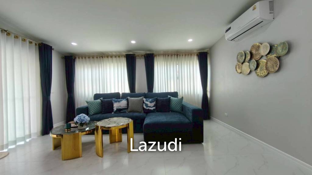 4 Bedroom 4 Bathroom 250 SQ.M. Pattaya Lagoon Resort