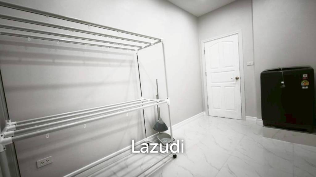 4 Bedroom 4 Bathroom 250 SQ.M. Pattaya Lagoon Resort