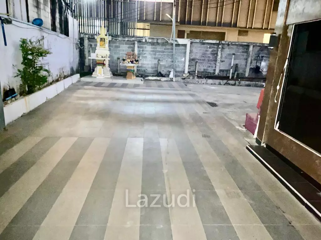 610 sqm for Nightclub, Spa or Entertainment Concept - Sukhumvit 33 Phrom Phong