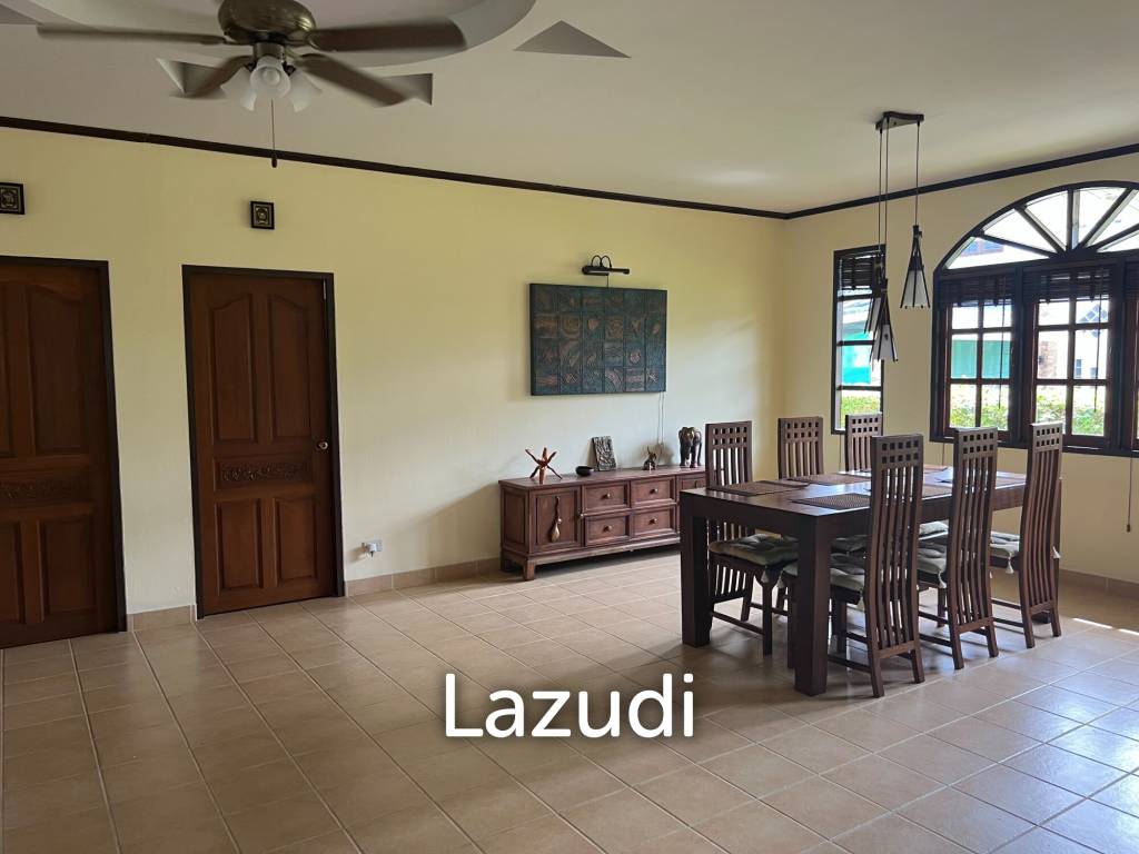 Beautiful 2-bedroom house with large land plot and garden