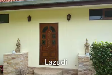 Beautiful 2-bedroom house with large land plot and garden