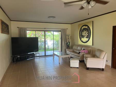 Beautiful 2-bedroom house with large land plot and garden