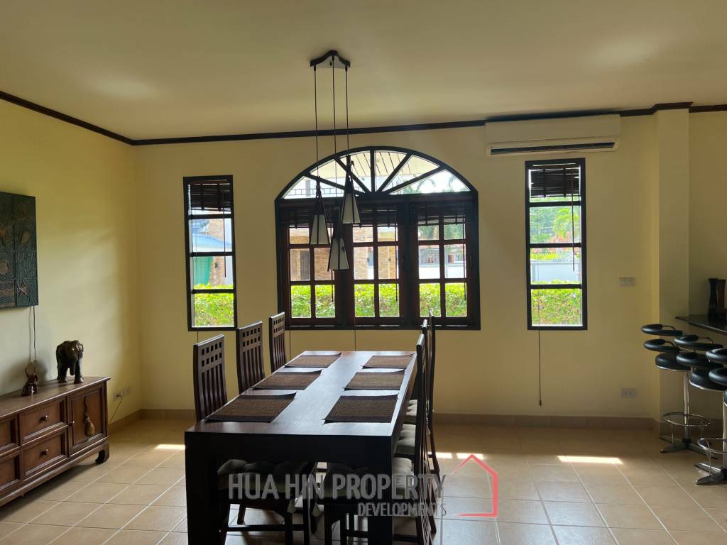 Beautiful 2-bedroom house with large land plot and garden