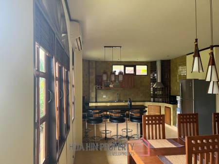 Beautiful 2-bedroom house with large land plot and garden