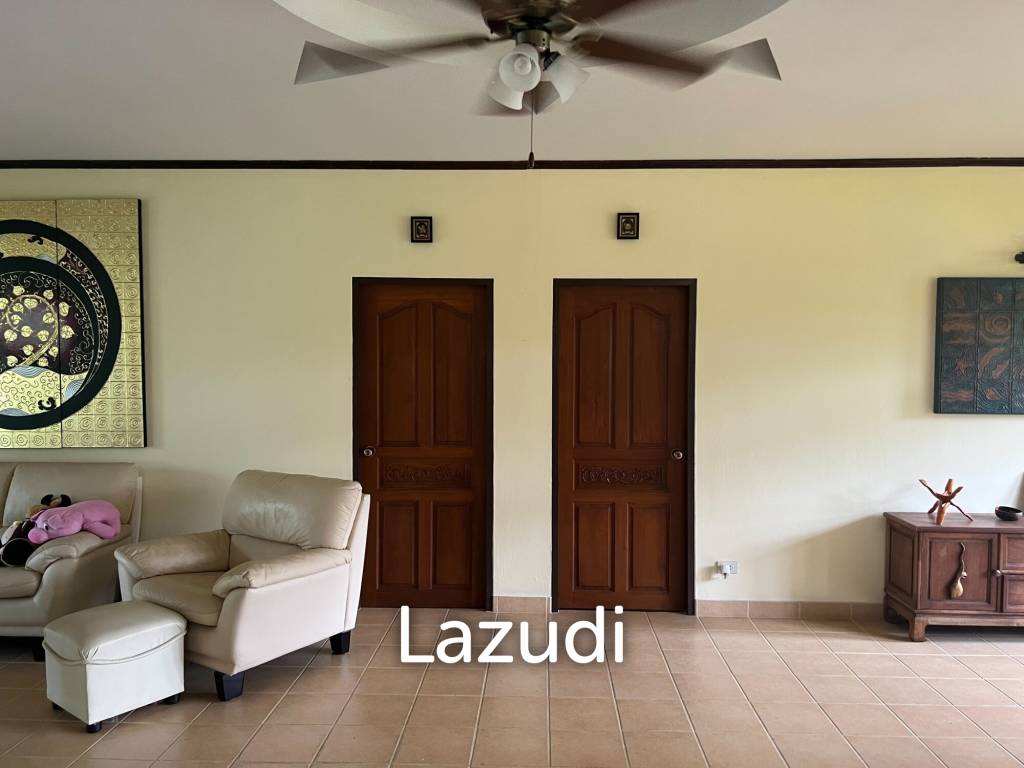 Beautiful 2-bedroom house with large land plot and garden