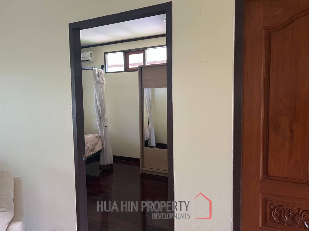 Beautiful 2-bedroom house with large land plot and garden