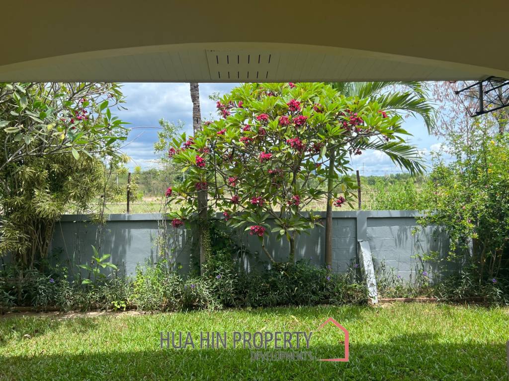 Beautiful 2-bedroom house with large land plot and garden