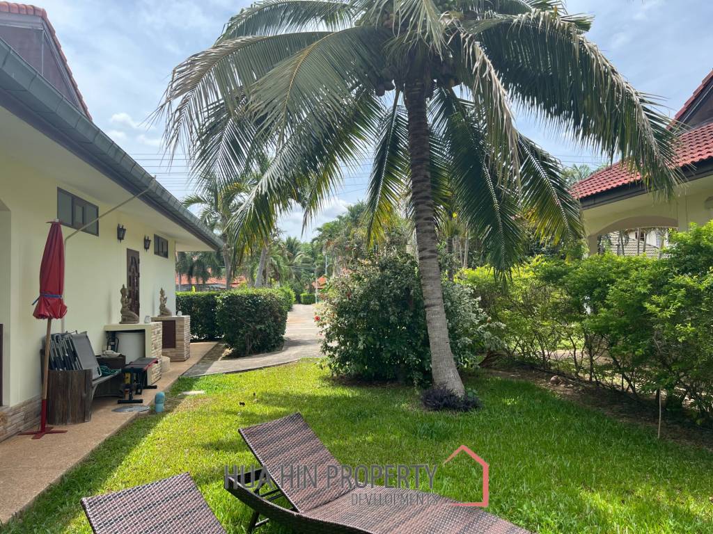 Beautiful 2-bedroom house with large land plot and garden