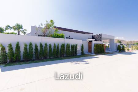 New Luxury pool villa in Nong Kae Hua Hin Botanica Luxury