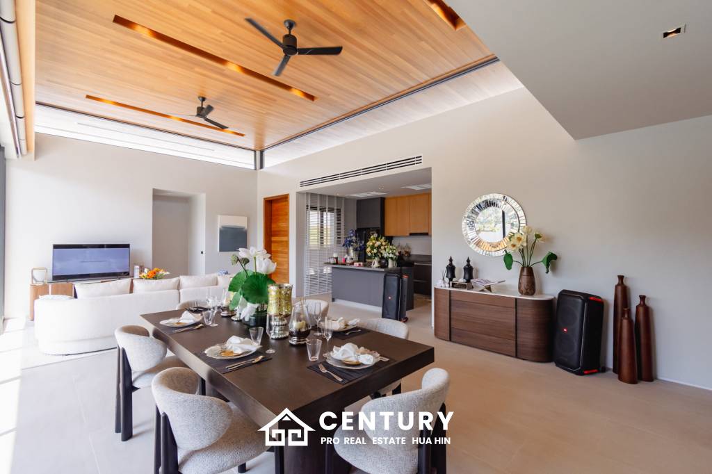 New Luxury pool villa in Nong Kae Hua Hin Botanica Luxury