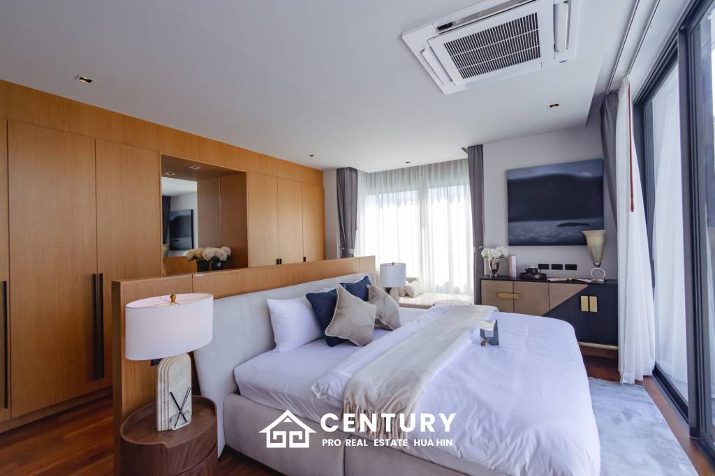 New Luxury pool villa in Nong Kae Hua Hin Botanica Luxury