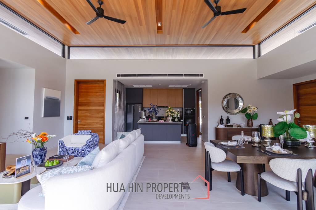 New Luxury pool villa in Nong Kae Hua Hin Botanica Luxury