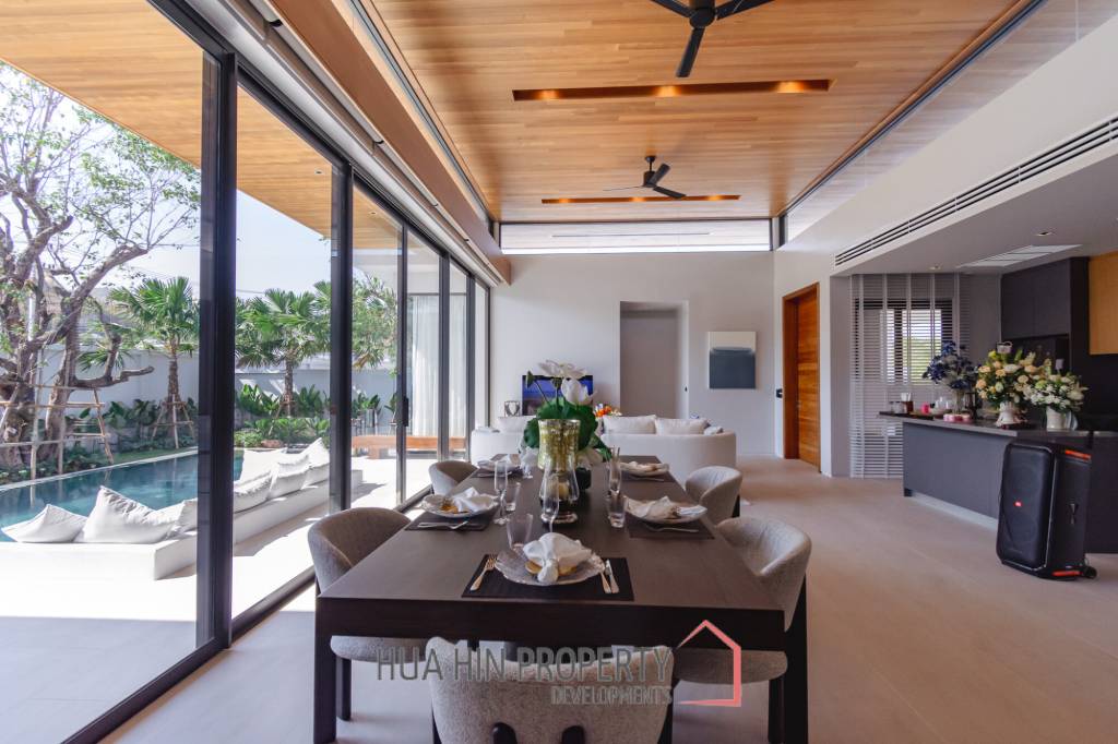 New Luxury pool villa in Nong Kae Hua Hin Botanica Luxury
