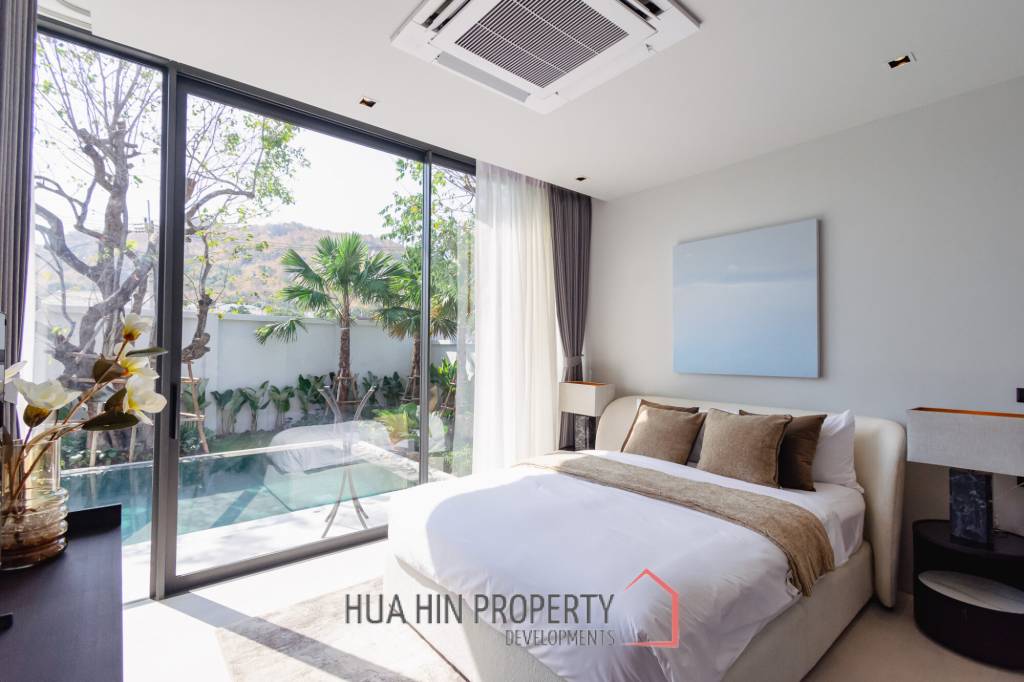 New Luxury pool villa in Nong Kae Hua Hin Botanica Luxury