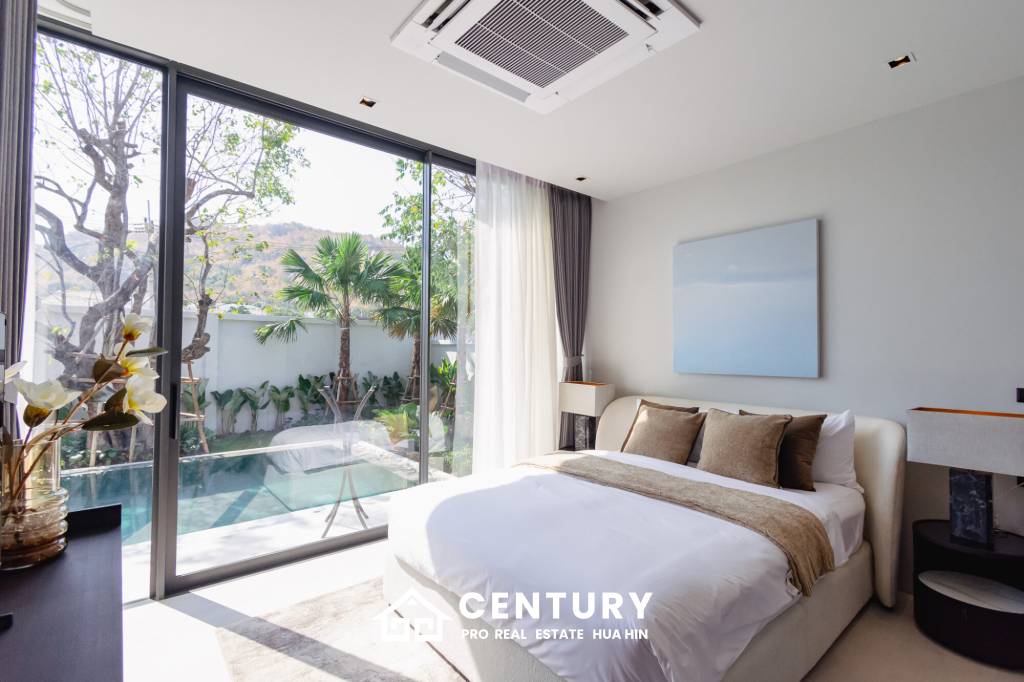 New Luxury pool villa in Nong Kae Hua Hin Botanica Luxury