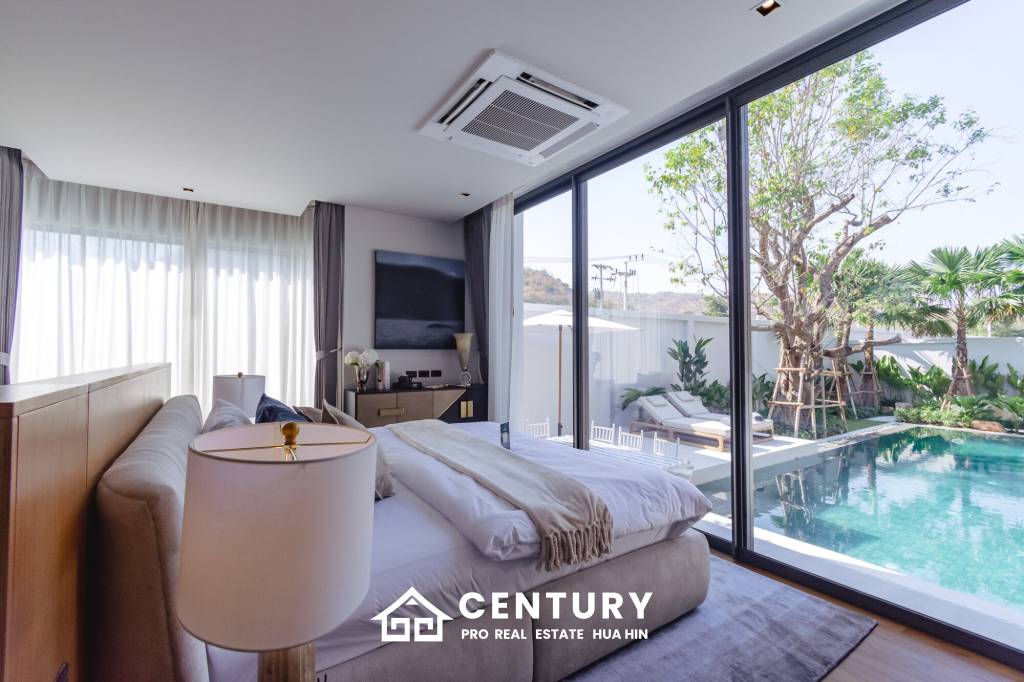 New Luxury pool villa in Nong Kae Hua Hin Botanica Luxury