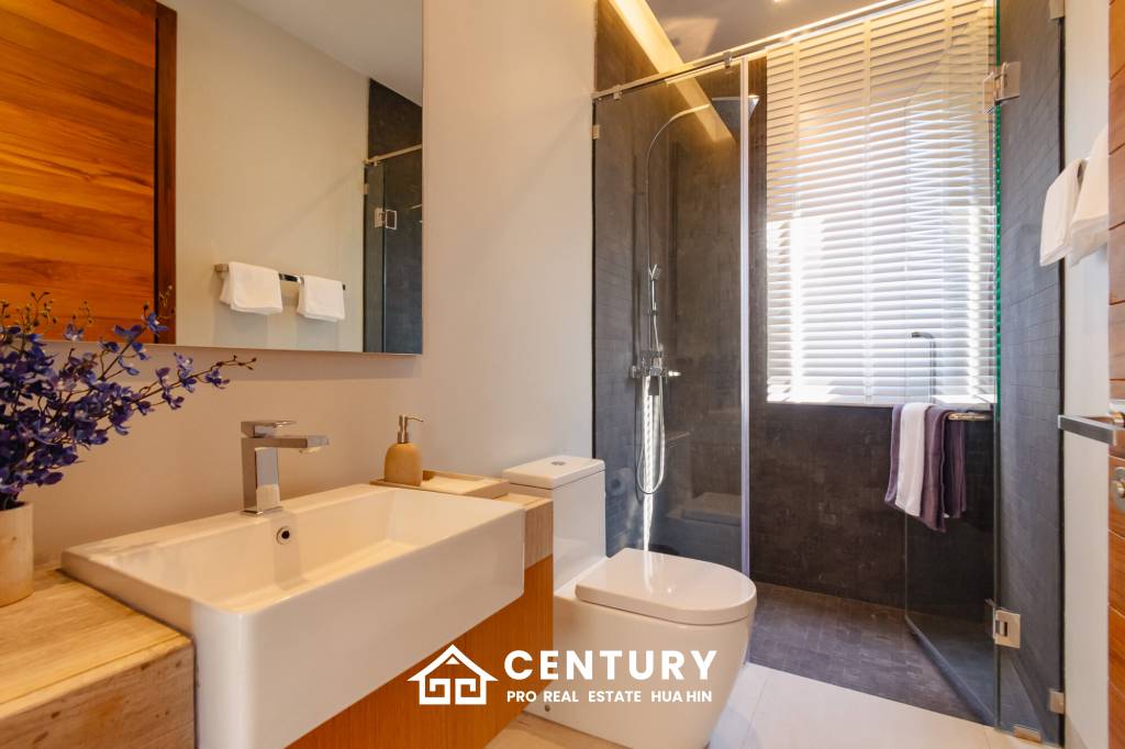 New Luxury pool villa in Nong Kae Hua Hin Botanica Luxury