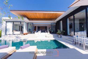 New Luxury pool villa in Nong Kae Hua Hin Botanica Luxury