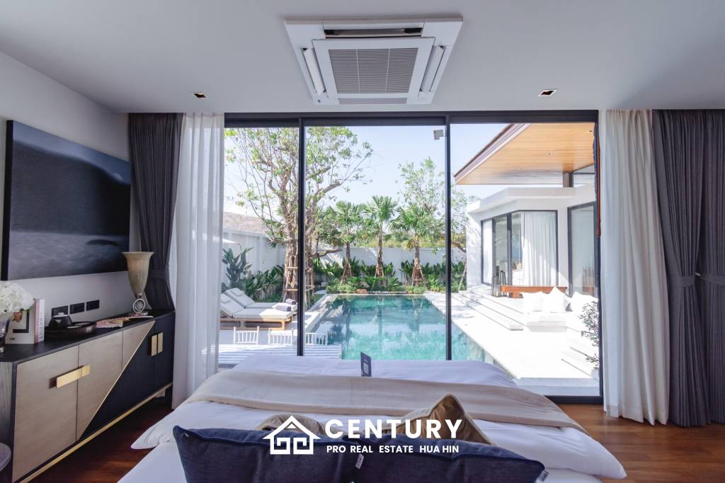 New Luxury pool villa in Nong Kae Hua Hin Botanica Luxury