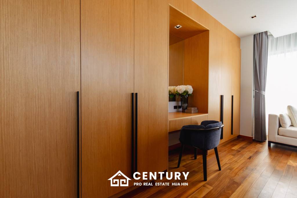 New Luxury pool villa in Nong Kae Hua Hin Botanica Luxury