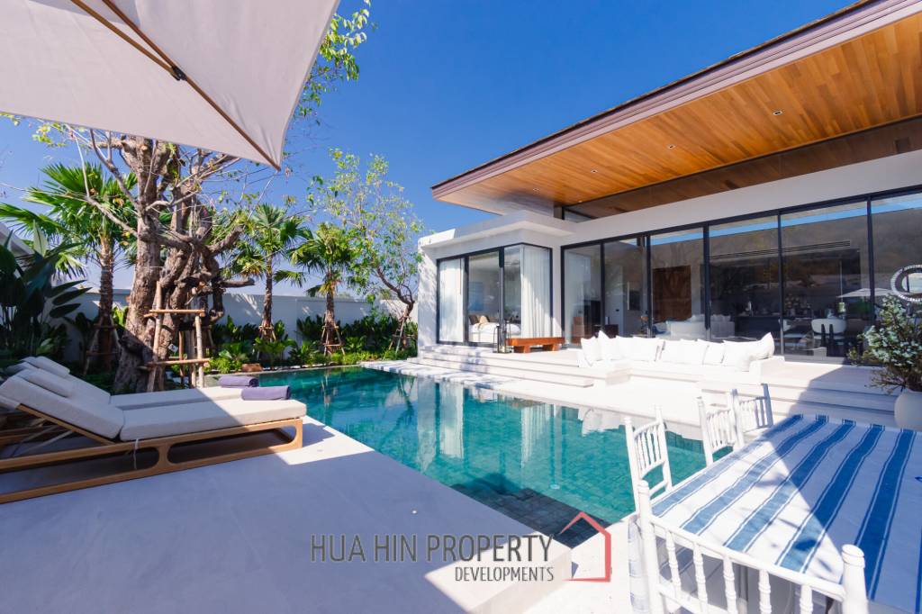 New Luxury pool villa in Nong Kae Hua Hin Botanica Luxury